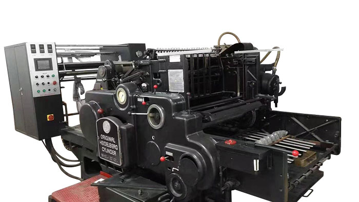 820型全自動(dòng)海德堡圓壓平燙金機(jī)、圓壓平燙金機(jī)